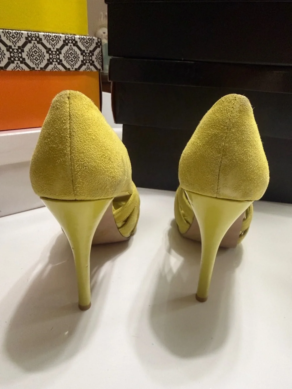 Steve Madden Yellow Suede Heels - Picture 5 of 7